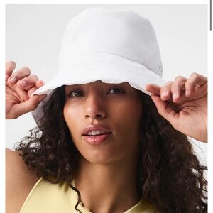 ALO Yoga Bucket Hat